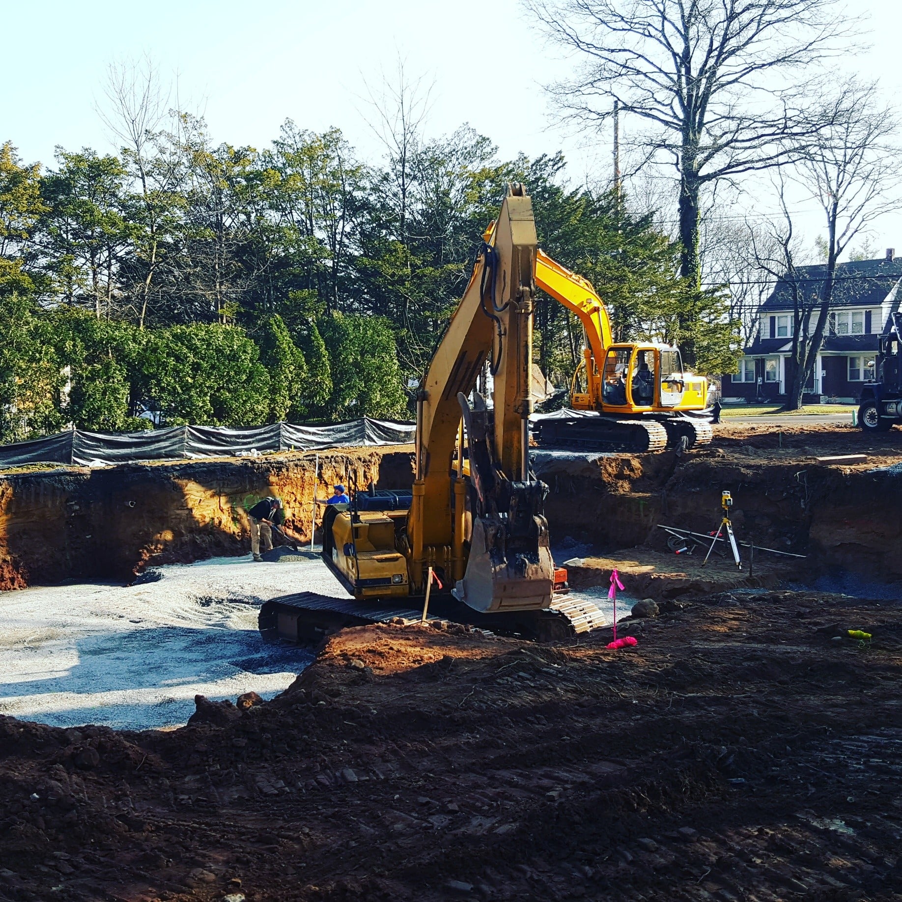 Excavation and gravel set for the delivery of the new precast foundation system